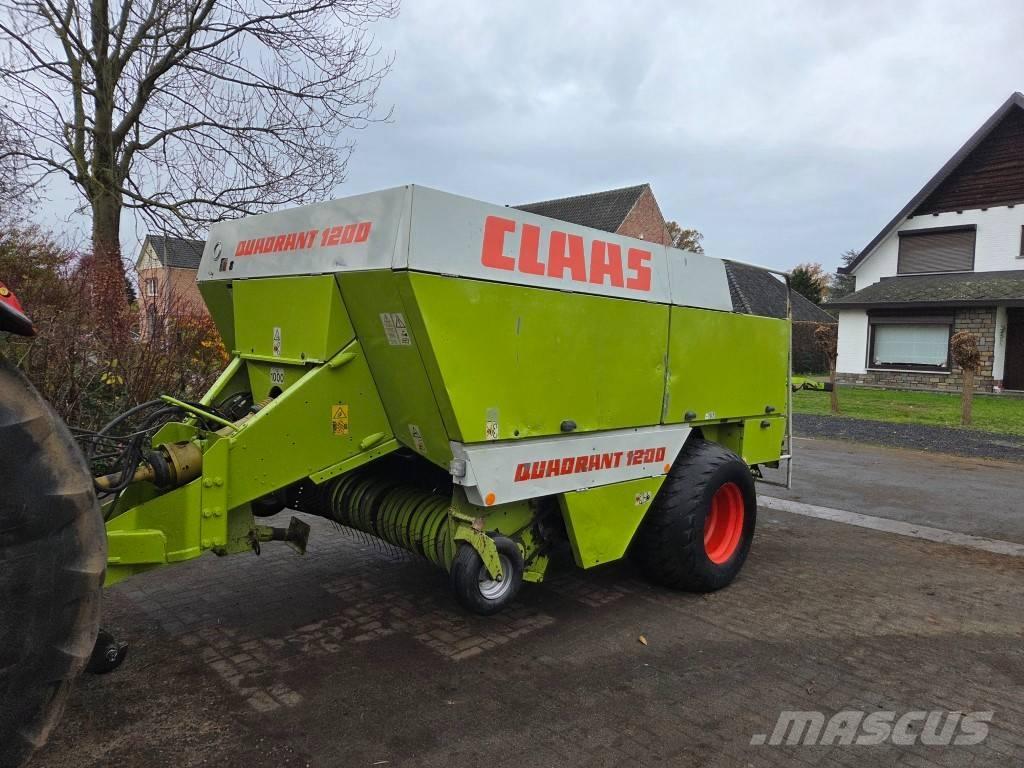 CLAAS Quadrant 1200 Stačiakampių ryšulių presai