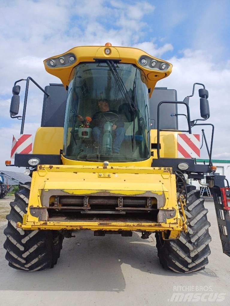 New Holland CX 6090 Derliaus nuėmimo kombainai