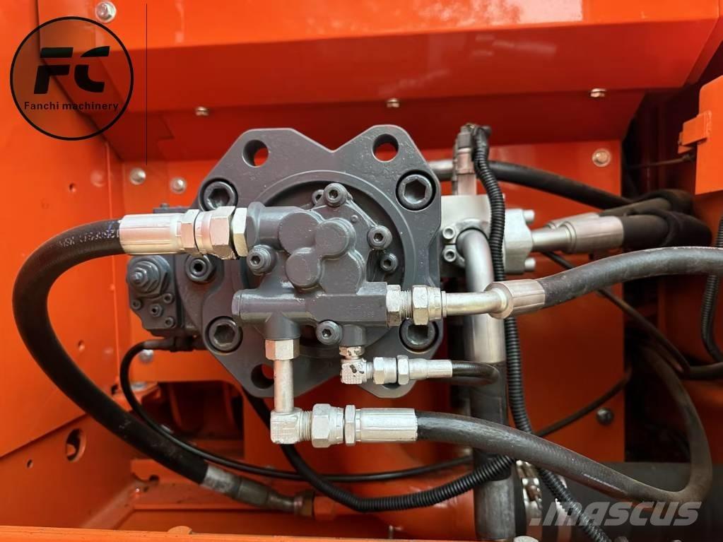 Doosan DX 225 LC Vikšriniai ekskavatoriai