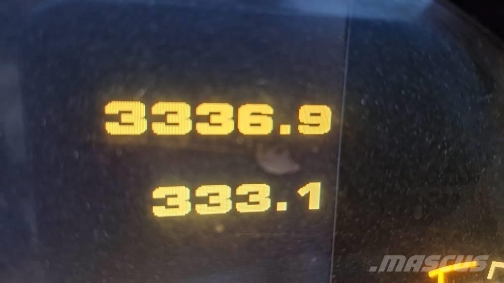 JCB 540-140 Teleskopiniai krautuvai