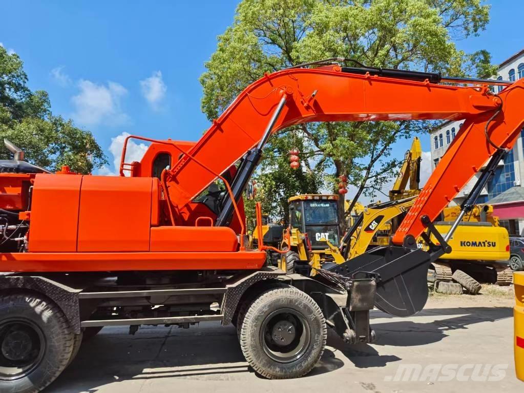Doosan DH 210 W-7 Ratiniai ekskavatoriai