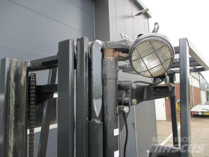 Still R 50-15 Elektriniai šakiniai krautuvai