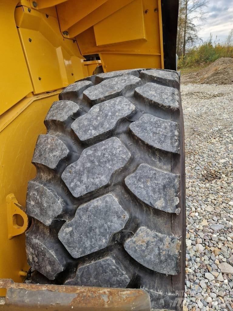 Volvo L 150 H Naudoti ratiniai krautuvai