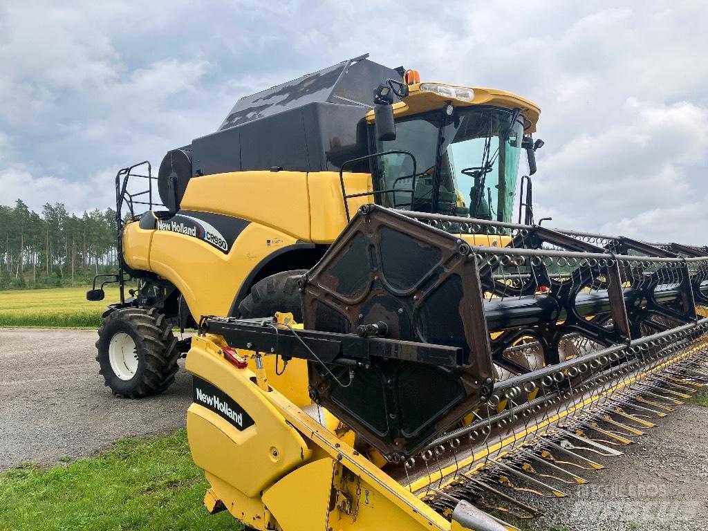 New Holland CR 9.80 Derliaus nuėmimo kombainai