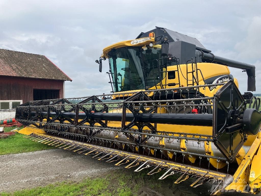New Holland CR 980 Derliaus nuėmimo kombainai