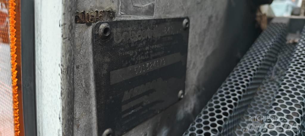 Bobcat 643 Krautuvai su šoniniu pasukimu