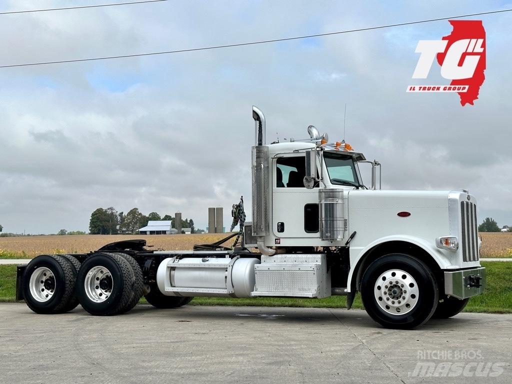 Peterbilt 388 Naudoti vilkikai