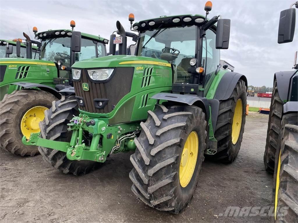 John Deere 6215R Traktoriai