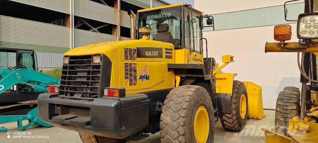 Komatsu WA 320-5 Naudoti ratiniai krautuvai