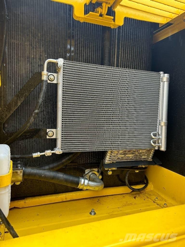 Komatsu PC 240 Vikšriniai ekskavatoriai