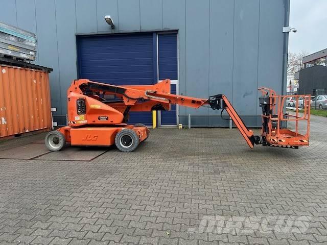 JLG E 400 AJPN Alkūniniai keltuvai