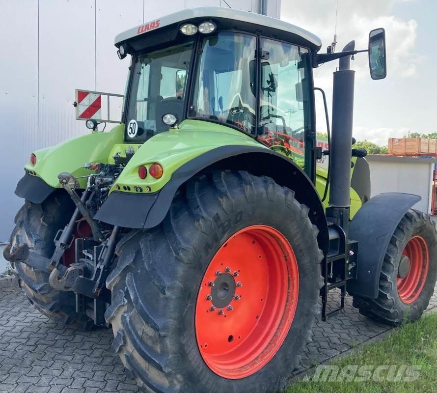 CLAAS AXION 840 Traktoriai