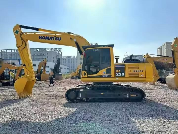 Komatsu PC 220 Vikšriniai ekskavatoriai