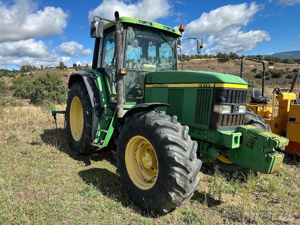 John Deere 6810 Traktoriai