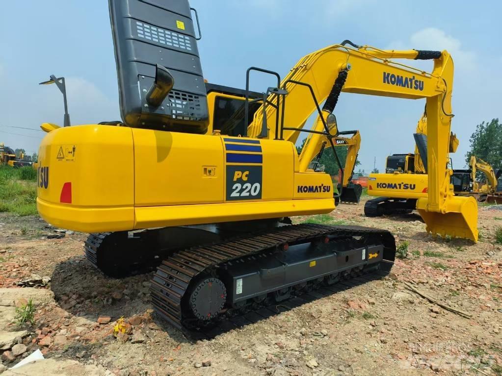 Komatsu PC 220-8 Vikšriniai ekskavatoriai
