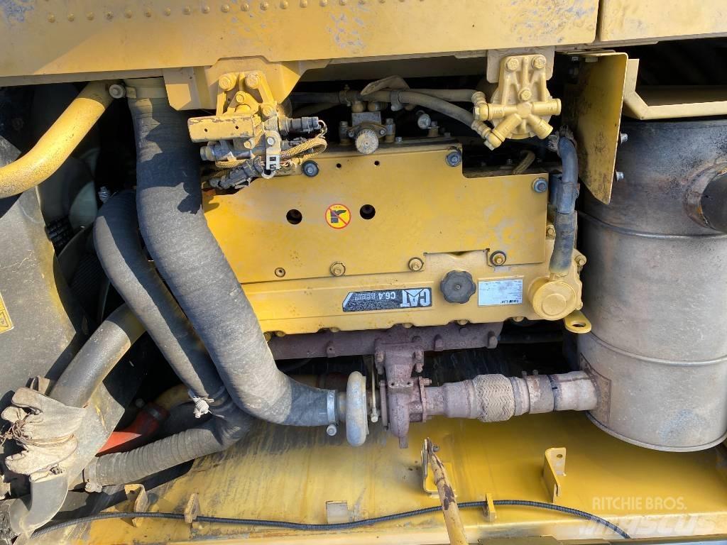 CAT 320 D Vikšriniai ekskavatoriai