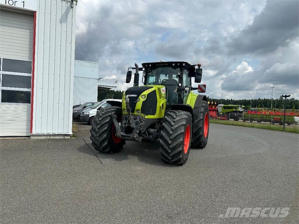 CLAAS Axion 870 Traktoriai