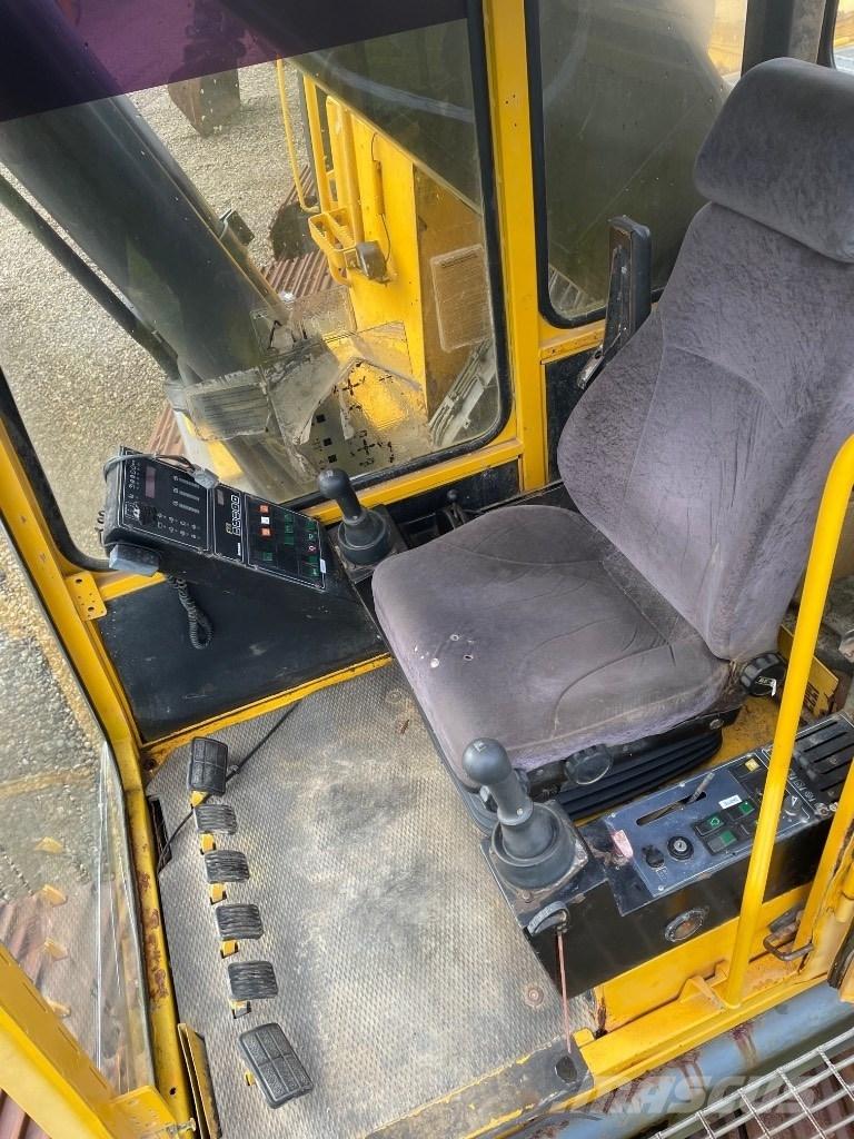 Volvo EC450 Vikšriniai ekskavatoriai