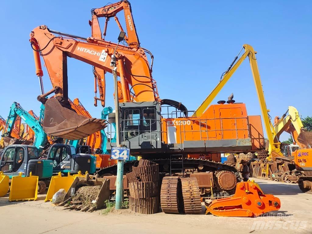 Hitachi EX 1200-6 Vikšriniai ekskavatoriai