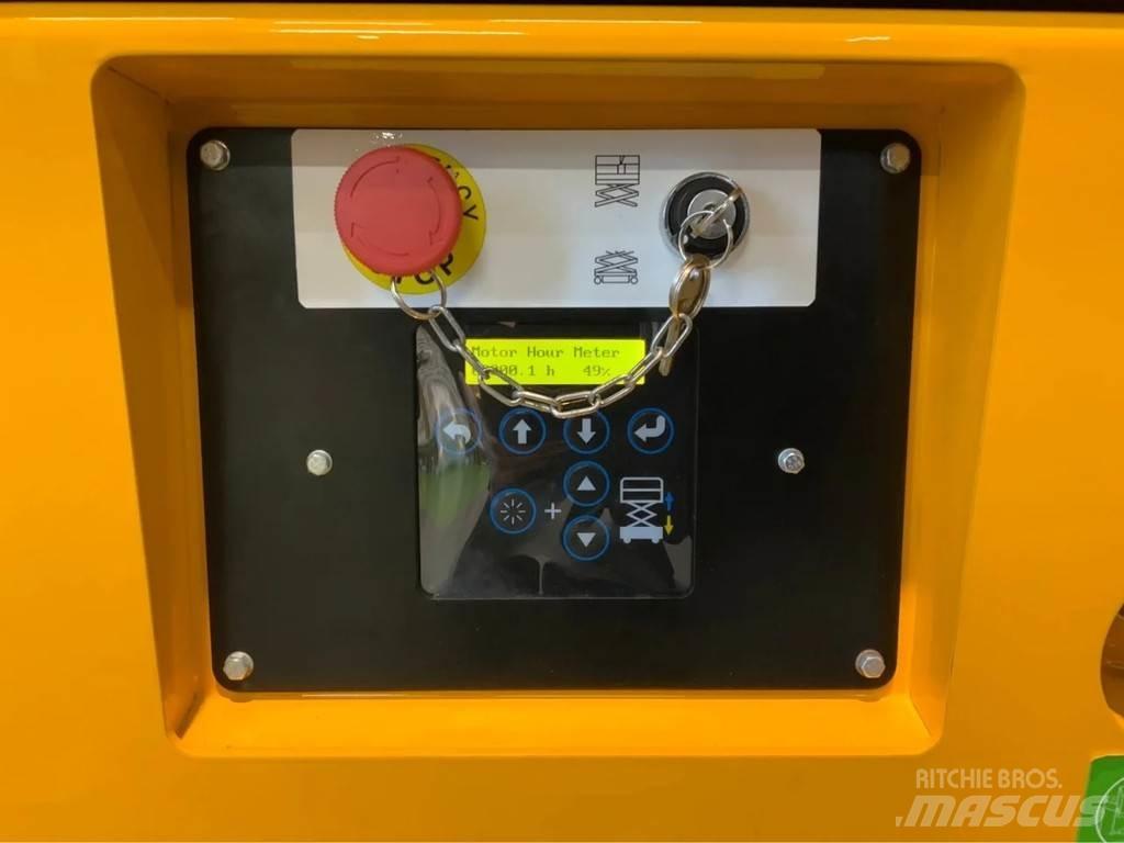 John Deere 76XEND Žirkliniai keltuvai
