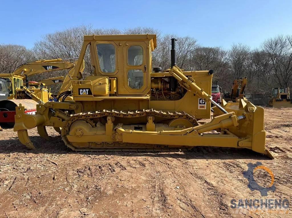 CAT D 8 K Vikšriniai buldozeriai