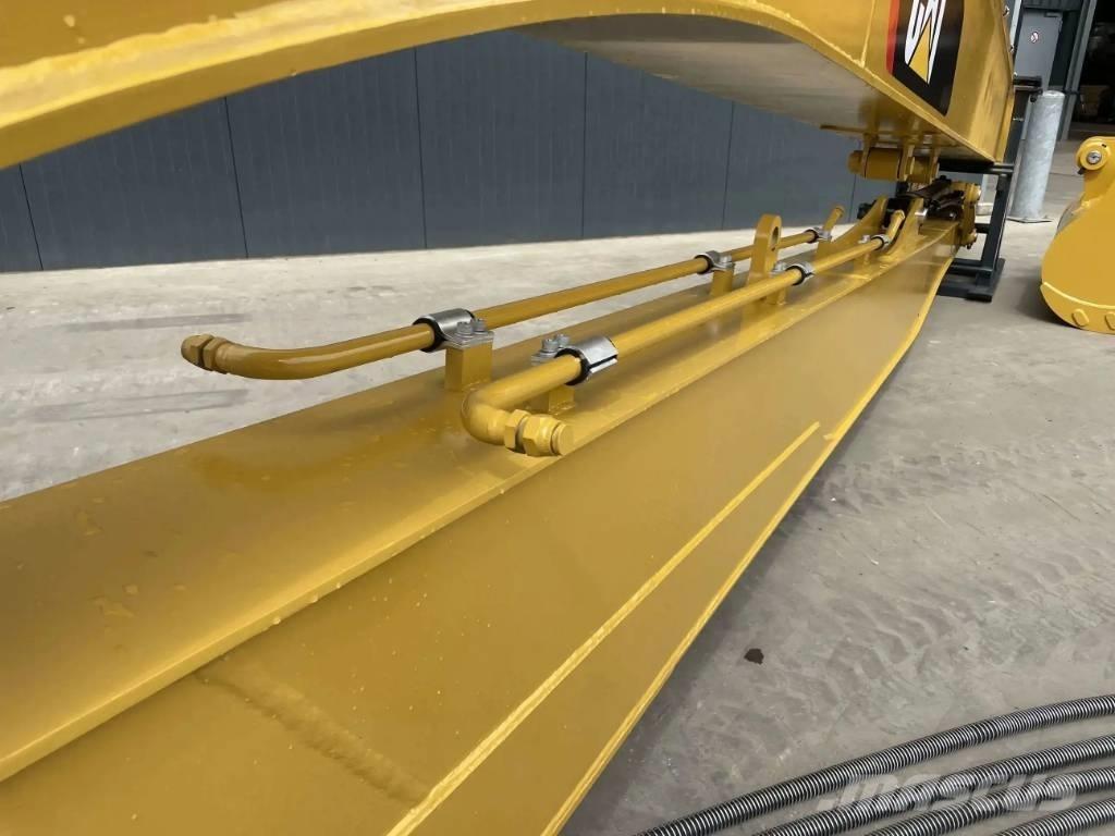 CAT 323F 18m Set Tranšėjų kasimo technika