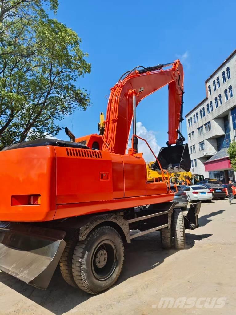 Doosan DH 210 W-7 Ratiniai ekskavatoriai