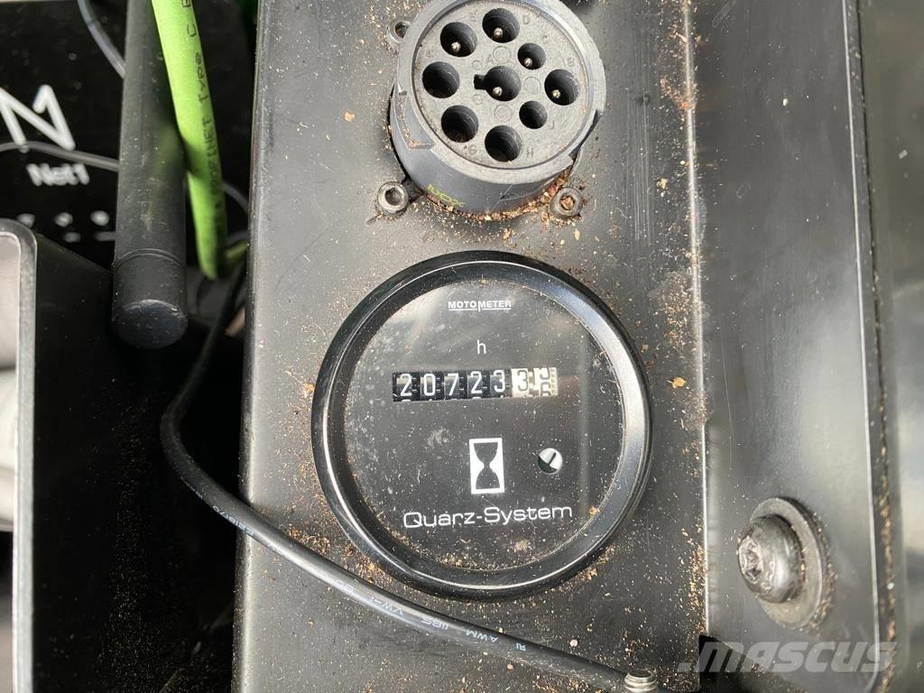 John Deere 1470 E Miško technika (Harvesteriai)