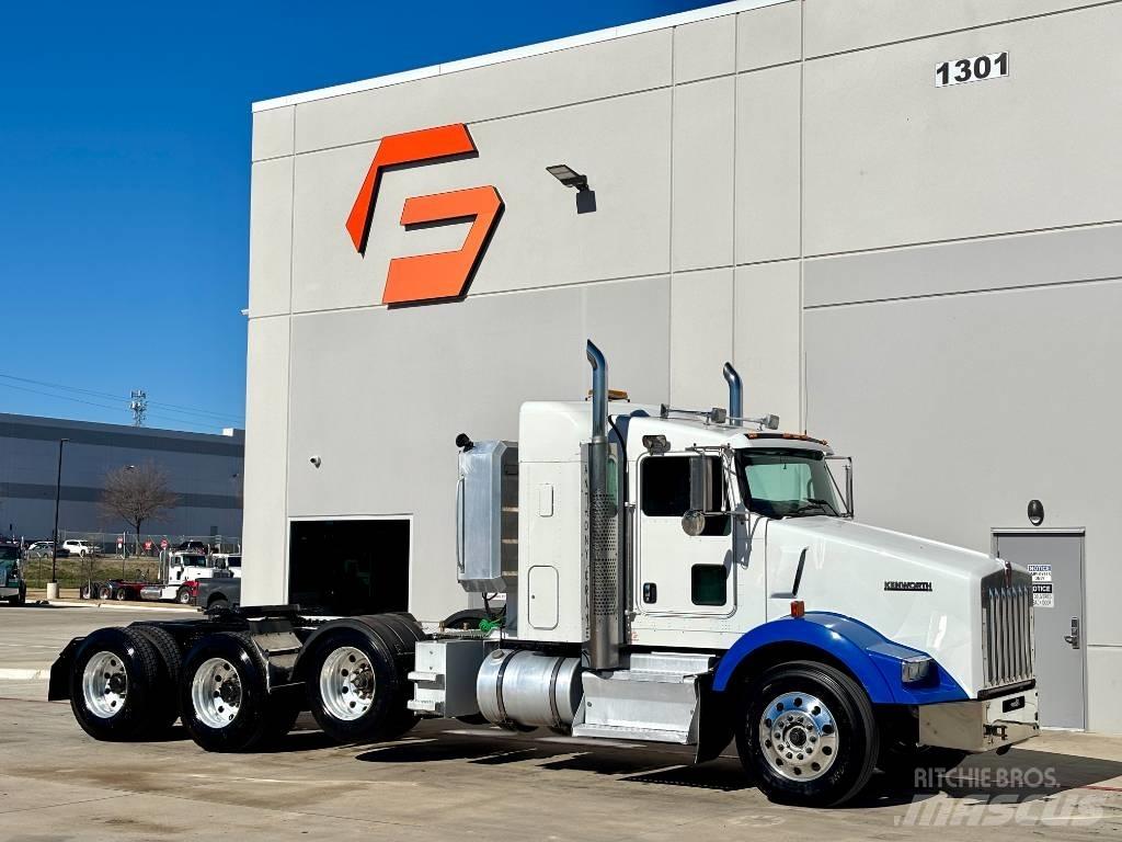 Kenworth T 800 Naudoti vilkikai