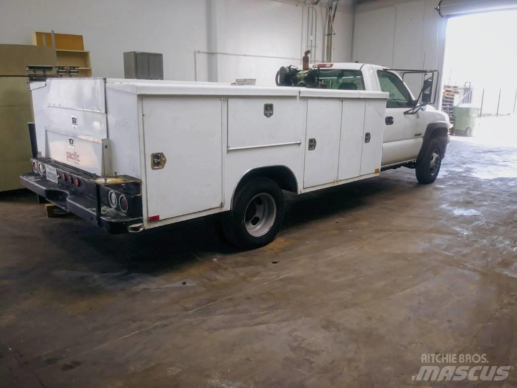 Chevrolet 3500 Pikapai / Bortiniai sunkvežimiai