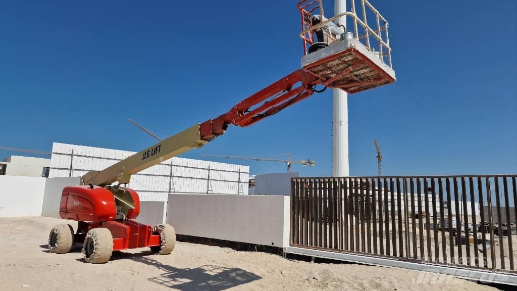 JLG 660SJ Teleskopiniai keltuvai