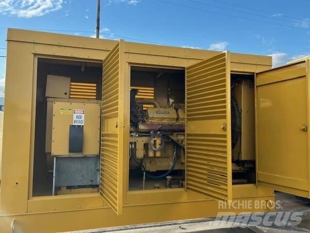 CAT 3412 Dyzeliniai generatoriai