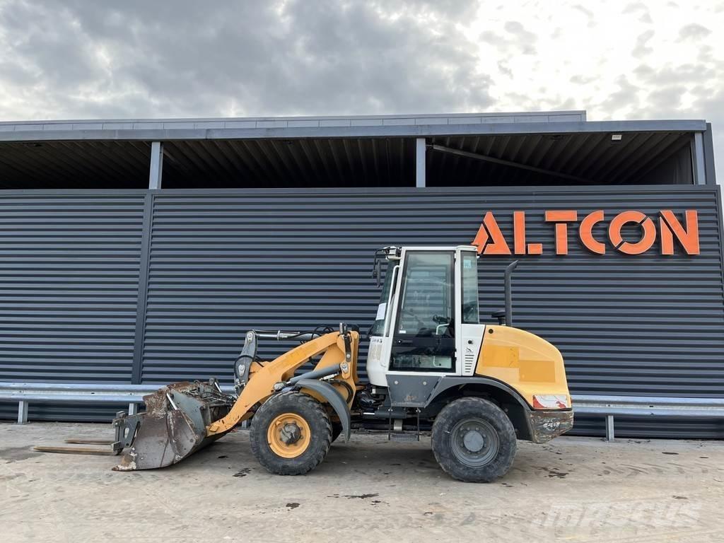 Liebherr L 506 Naudoti ratiniai krautuvai