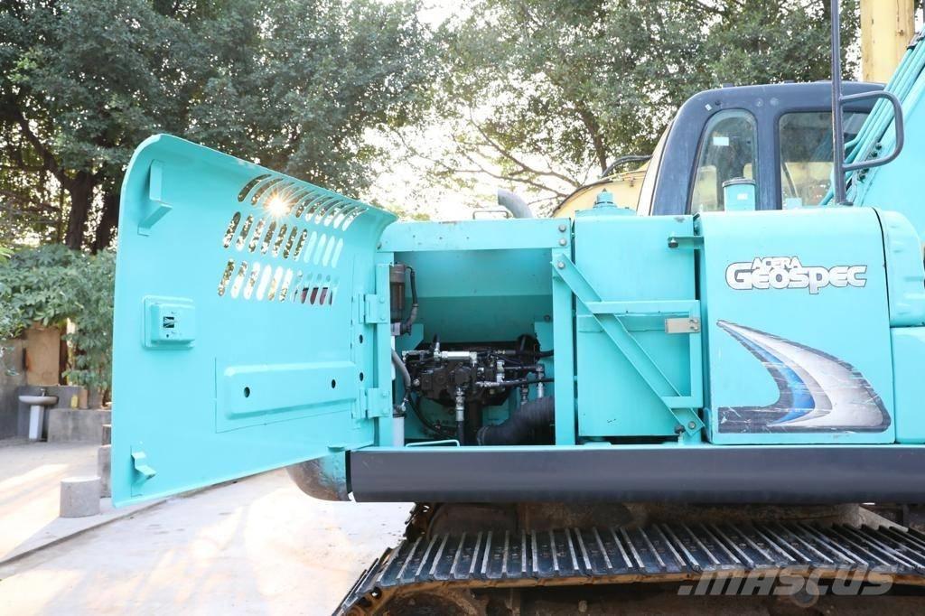 Kobelco SK 130 Vikšriniai ekskavatoriai