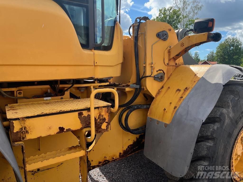 Volvo L 110 F Naudoti ratiniai krautuvai