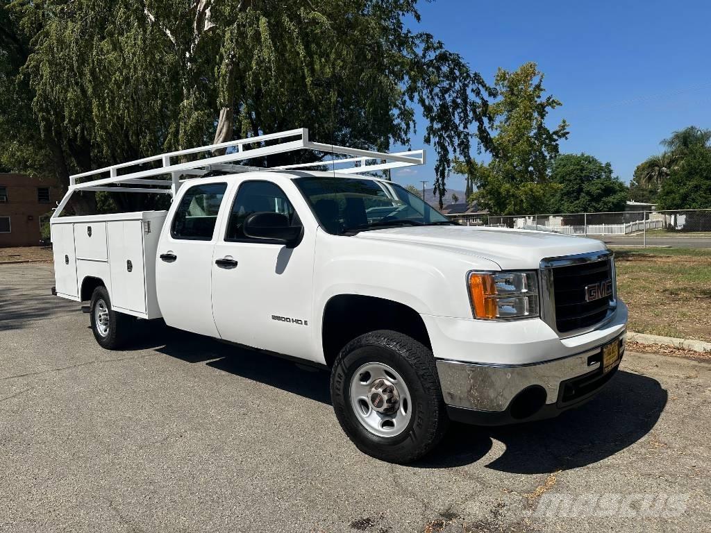 GMC Sierra 2500 HD Pikapai / Bortiniai sunkvežimiai