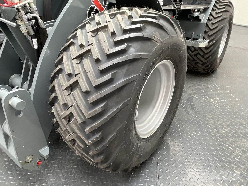 GiANT G2500 HD Naudoti ratiniai krautuvai
