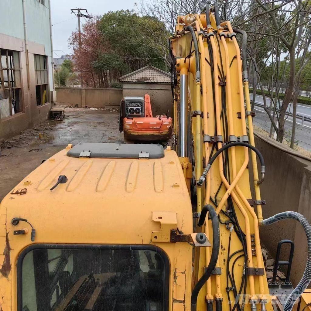 Hyundai 210-9 Ratiniai ekskavatoriai