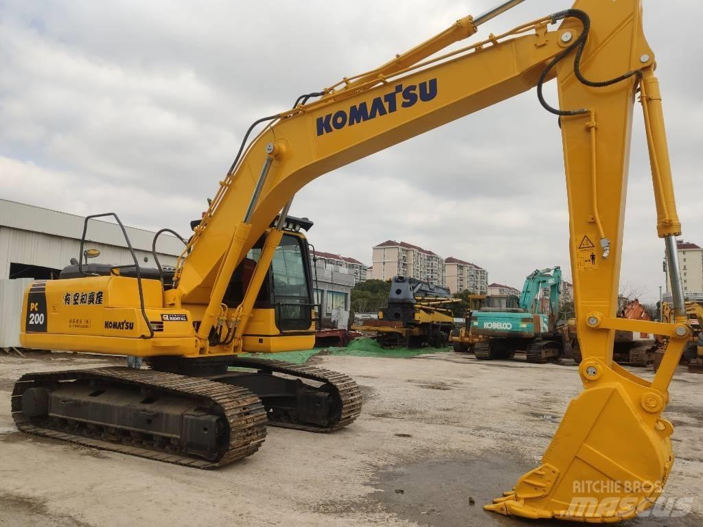 Komatsu PC 200-8 Vidutinės galios ekskavatoriai 7-12 t