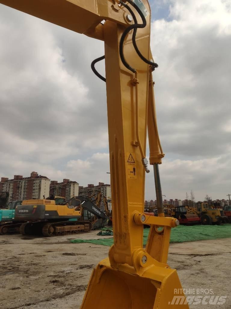 Komatsu PC 200-8 Vidutinės galios ekskavatoriai 7-12 t