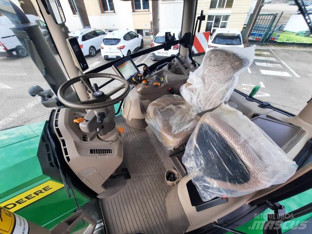 John Deere 6R230 Traktoriai