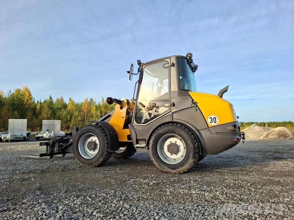 Mecalac AX850-HL Naudoti ratiniai krautuvai