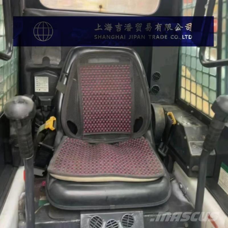 Bobcat S 130 Krautuvai su šoniniu pasukimu
