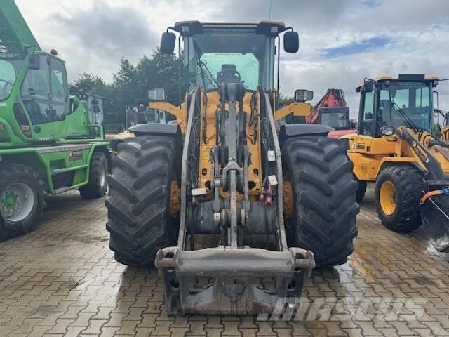 Volvo L 70 H Naudoti ratiniai krautuvai