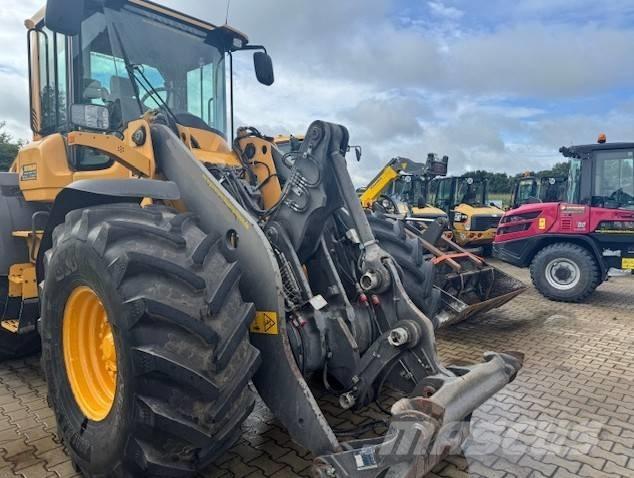 Volvo L 70 H Naudoti ratiniai krautuvai