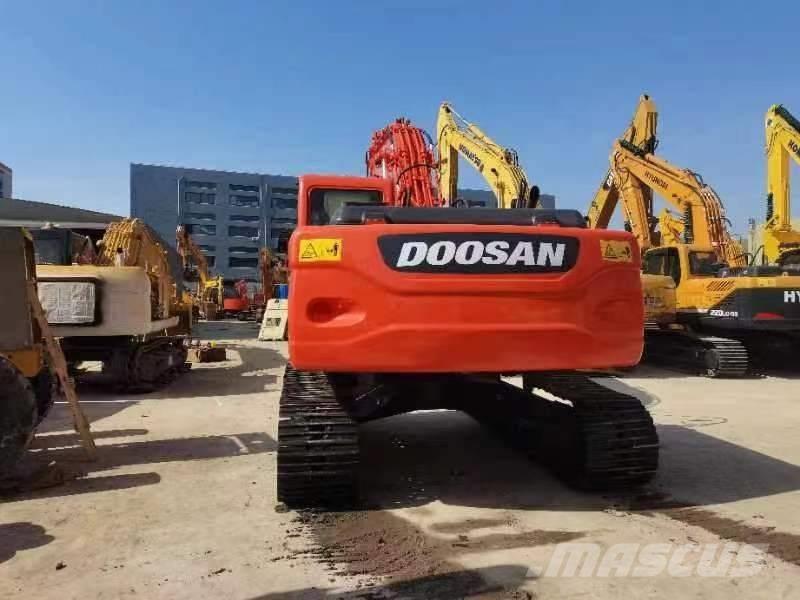 Doosan DX 225 Vikšriniai ekskavatoriai
