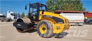 JCB VM 132 Gruntiniai volai