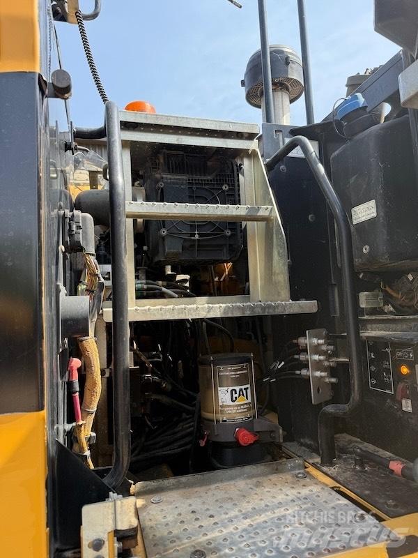 CAT M314F Ratiniai ekskavatoriai