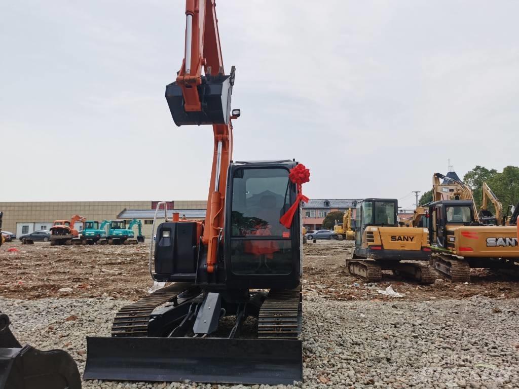 Hitachi ZX 70-5A Vikšriniai ekskavatoriai