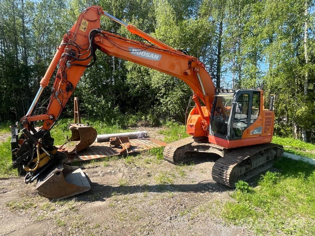 Doosan 235 LCR Vikšriniai ekskavatoriai